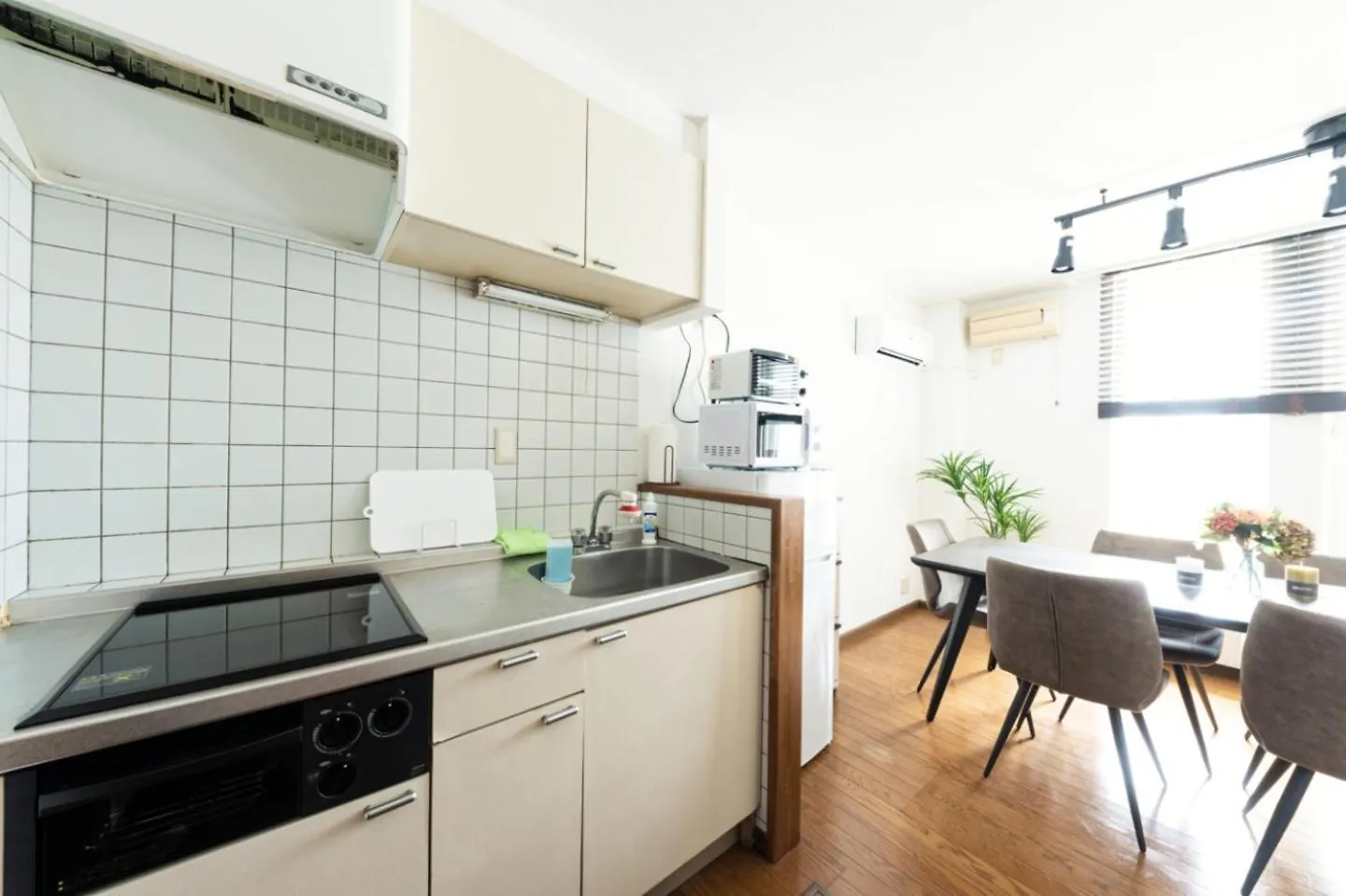 Hongo 11 Hotel Tsukisappu 3*,